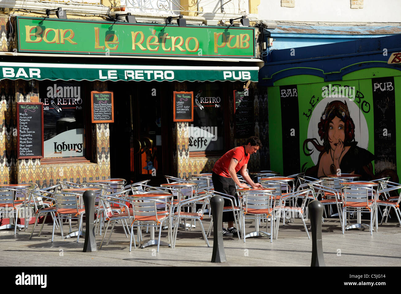 Il bar Le retrò,Dieppe,Seine - marittimo,Normandia,Francia Foto Stock