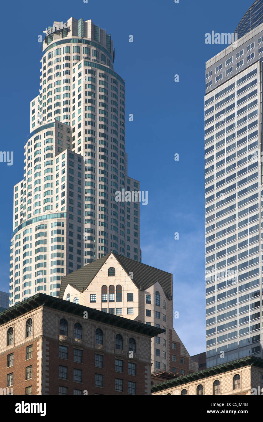 US Bank grattacielo Torre edilizia e architettura nel centro cittadino di Los Angeles, California, Stati Uniti d'America Foto Stock