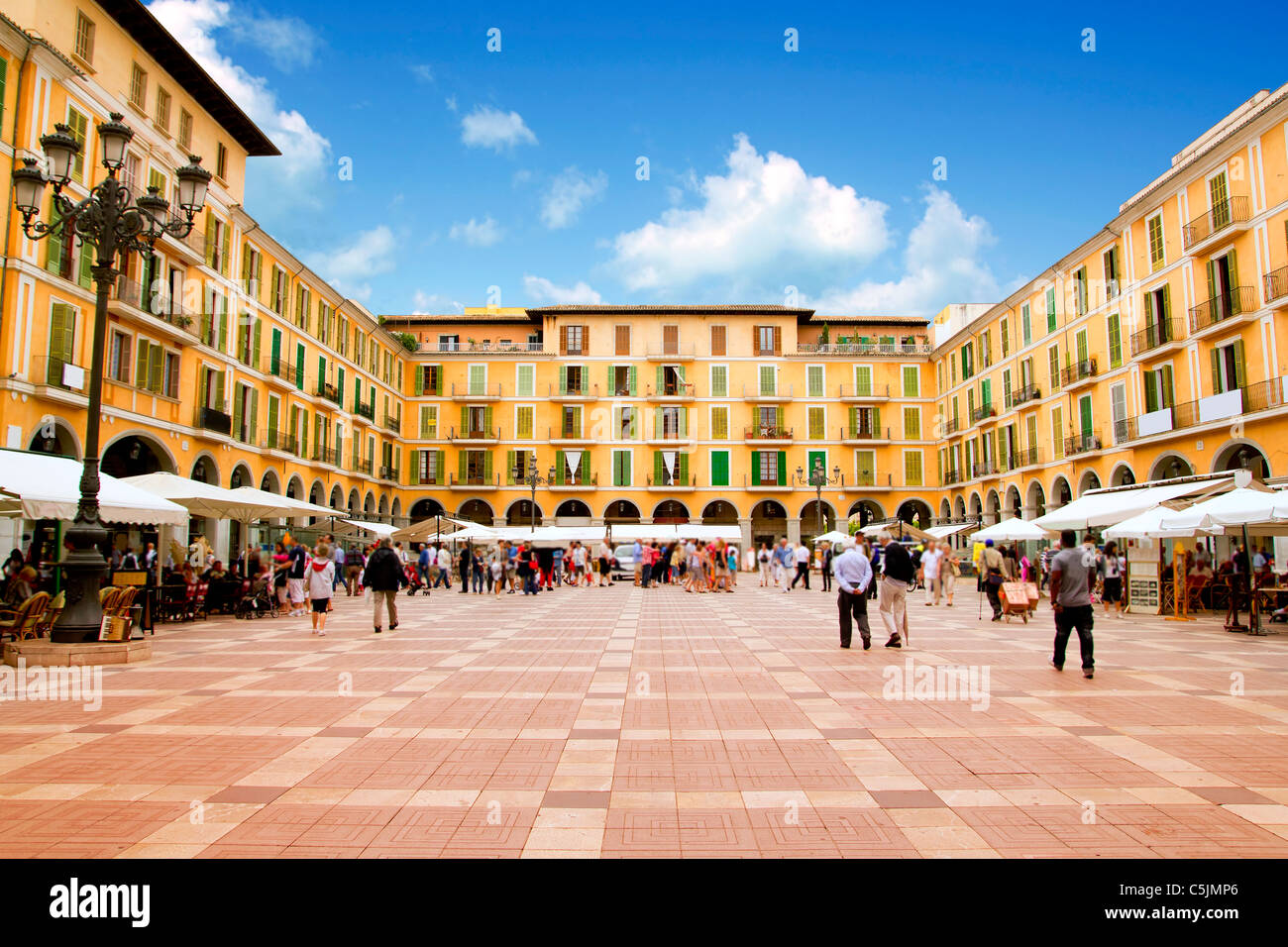 Maiorca Plaza Mayor principali in Palma de Mallorca al vecchio centro della città Foto Stock