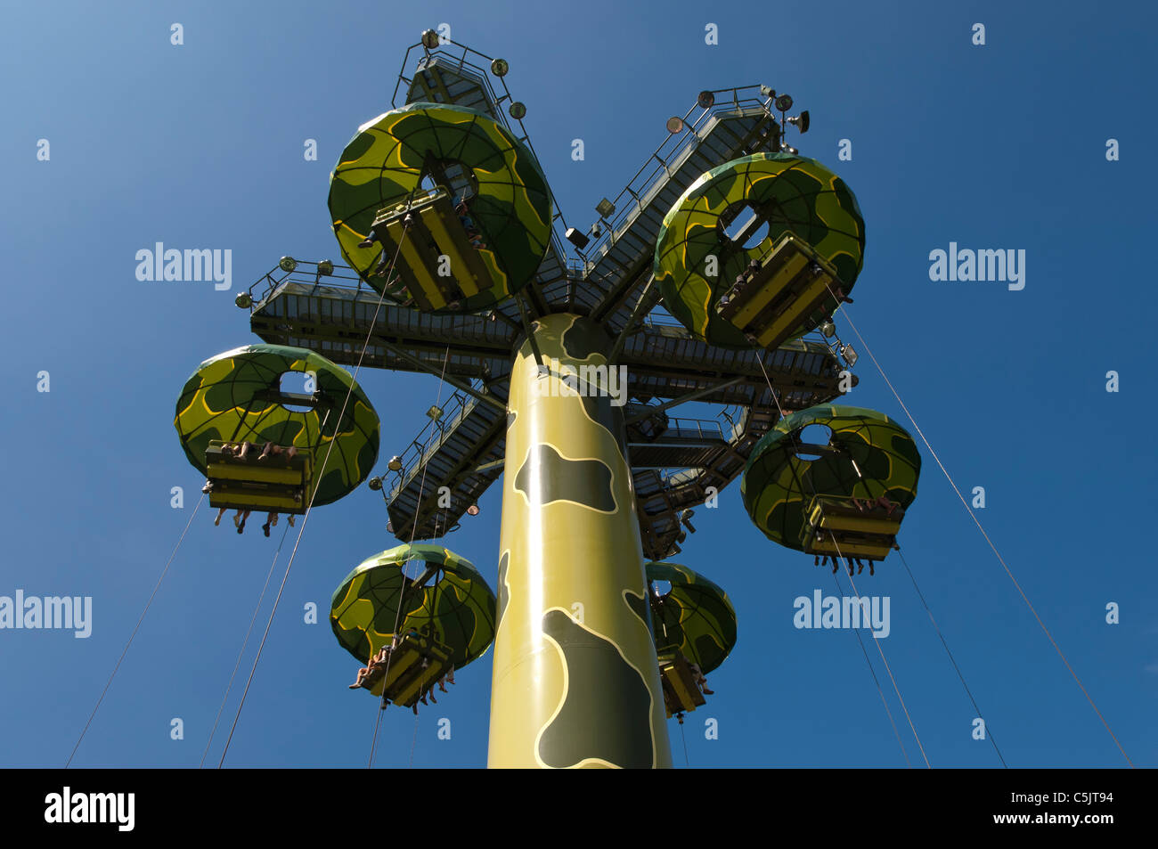 Il Toy Soldiers parachute drop ride in Toy Story Playland al Walt Disney Studios Park a Disneyland Paris in Francia Foto Stock