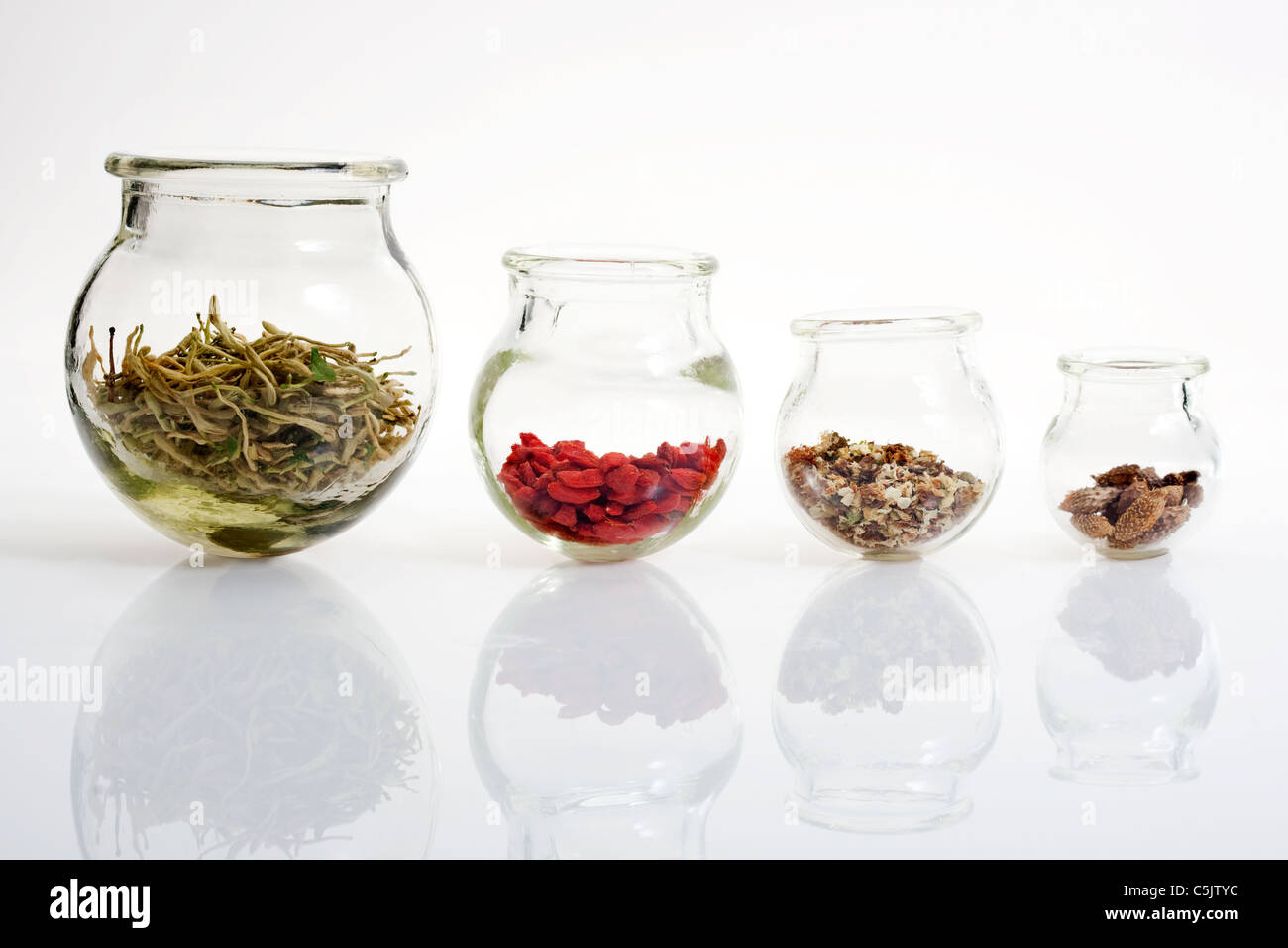 La medicina cinese in vasi Foto Stock