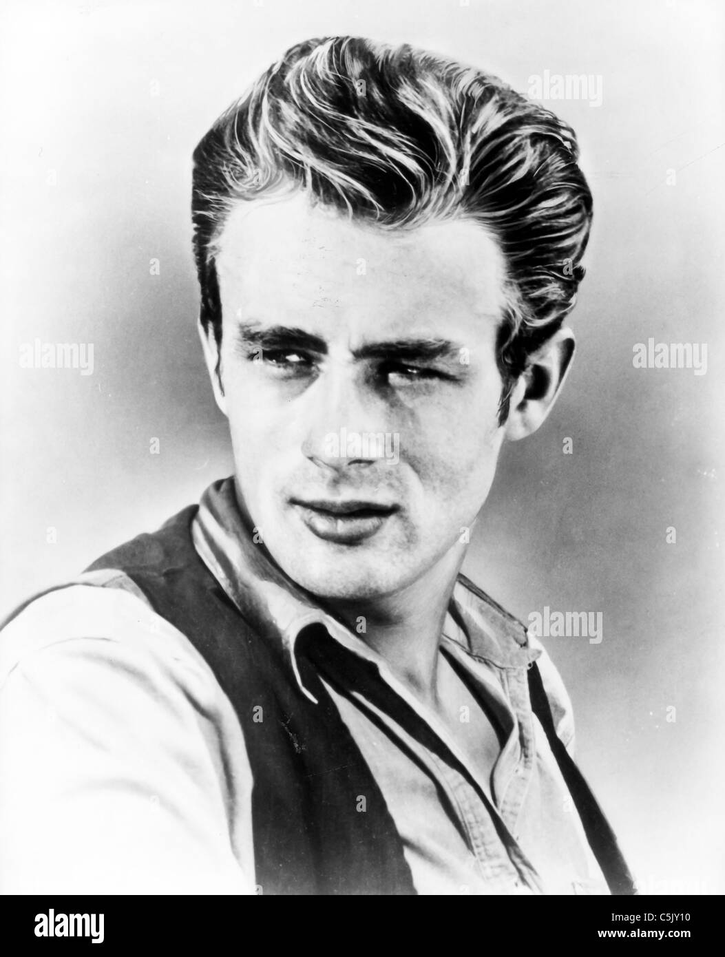 James dean giant 1955 immagini e fotografie stock ad alta risoluzione Alamy