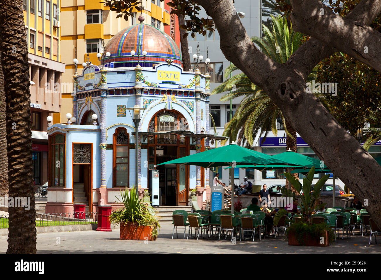 Art Nouveau kiosk presso Parque San Telmo, Las Palmas de Gran Canaria Foto Stock Art Nouveau kiosk presso Parque San Telmo, Las Palmas de Gran Canaria Foto Stock
