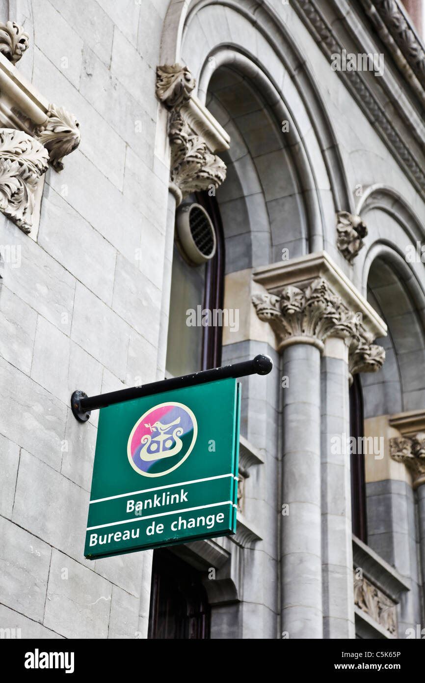 Segno al di fuori della Allied Irish Banks succursale in James Street, centro di Dublin, Repubblica di Irlanda Foto Stock