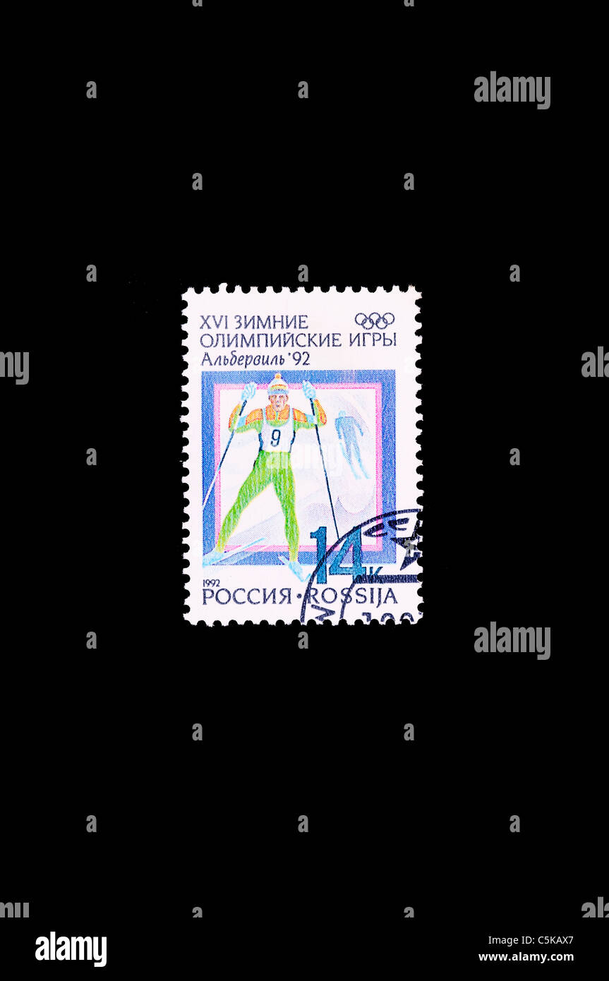 Sci di fondo in un russo francobollo commemorativo Foto Stock