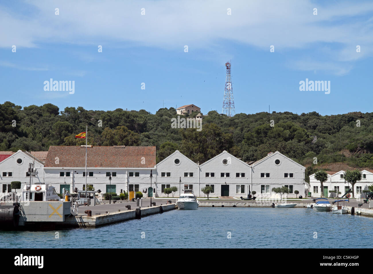 Base Navale, Porto di Mahon, Menorca, Spagna. Fondata nel XVIII secolo dagli inglesi. Foto Stock
