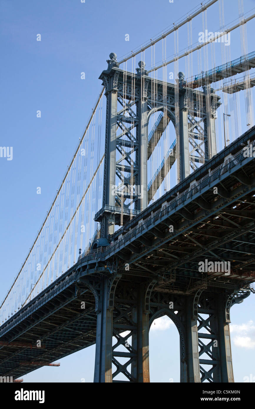 Manhattan Bridge come visto da Brooklyn New York STATI UNITI D'AMERICA Foto Stock