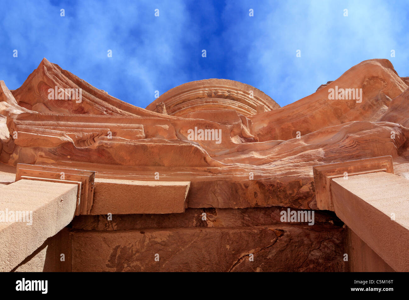 Deir aula sacra (fine I secolo D.C.), Petra, Giordania Foto Stock