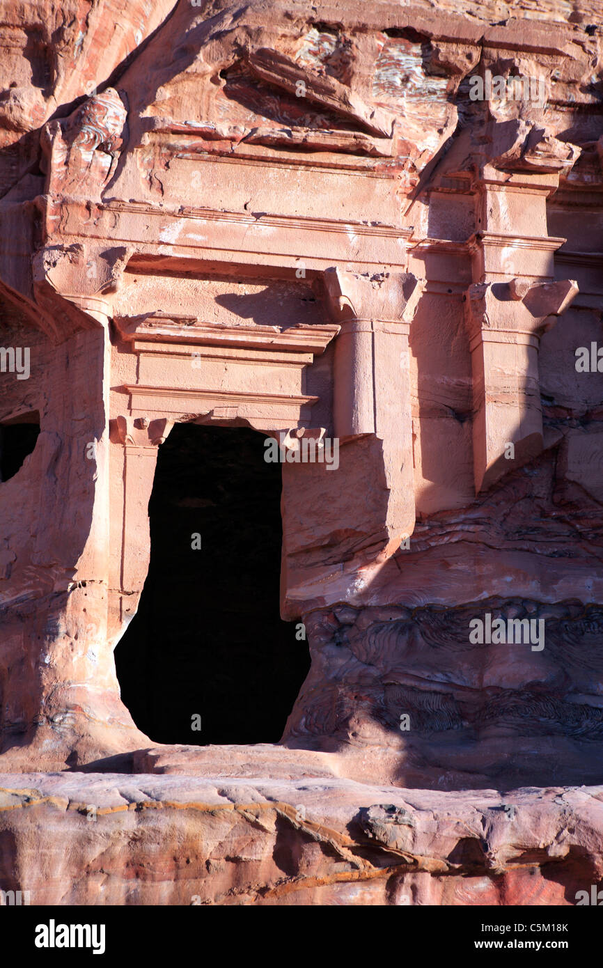 Tomba del palazzo (fine I secolo D.C.), Petra, Giordania Foto Stock