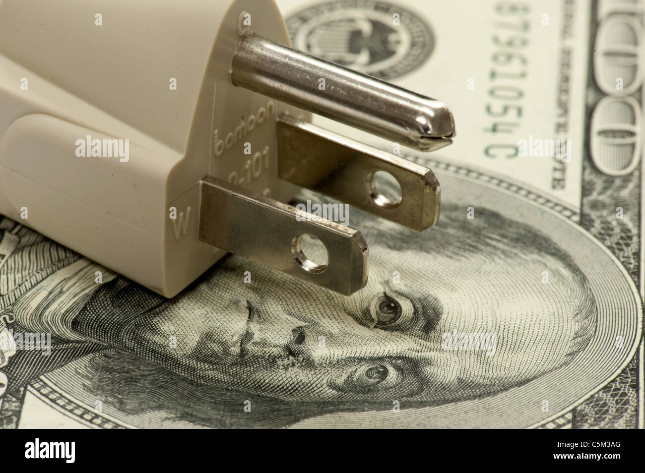 Spina elettrica su di noi un centinaio di dollari Foto Stock