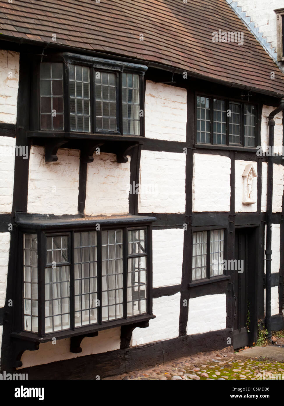 La struttura di legno edificio Tudor a Lichfield Staffordshire REGNO UNITO Inghilterra con graticcio costruzione Foto Stock