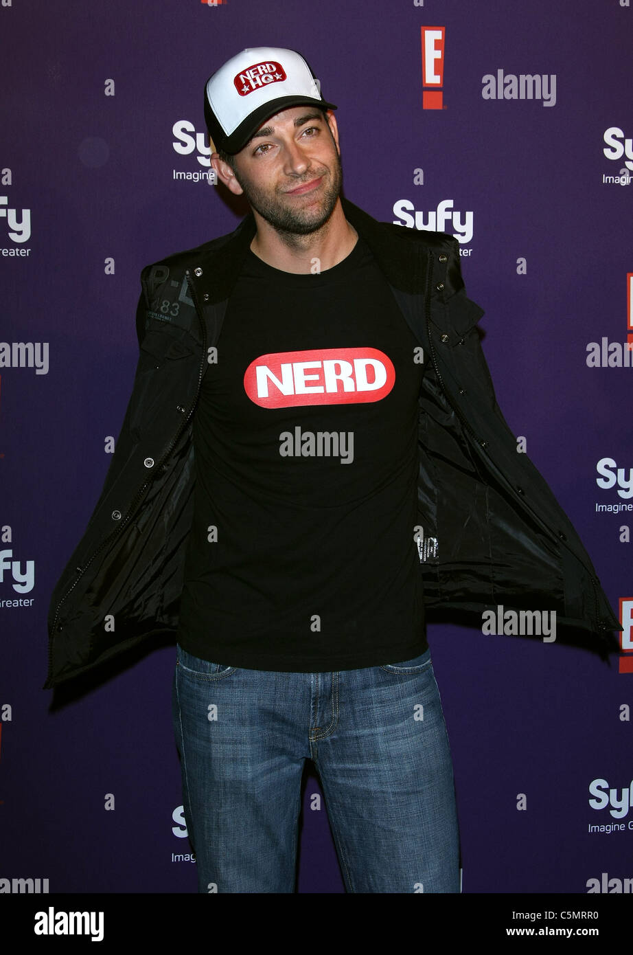 ZACHARY LEVI E SYFY E! COMIC CON PARTY SAN DIEGO CALIFORNIA USA 23 Luglio 2011 Foto Stock