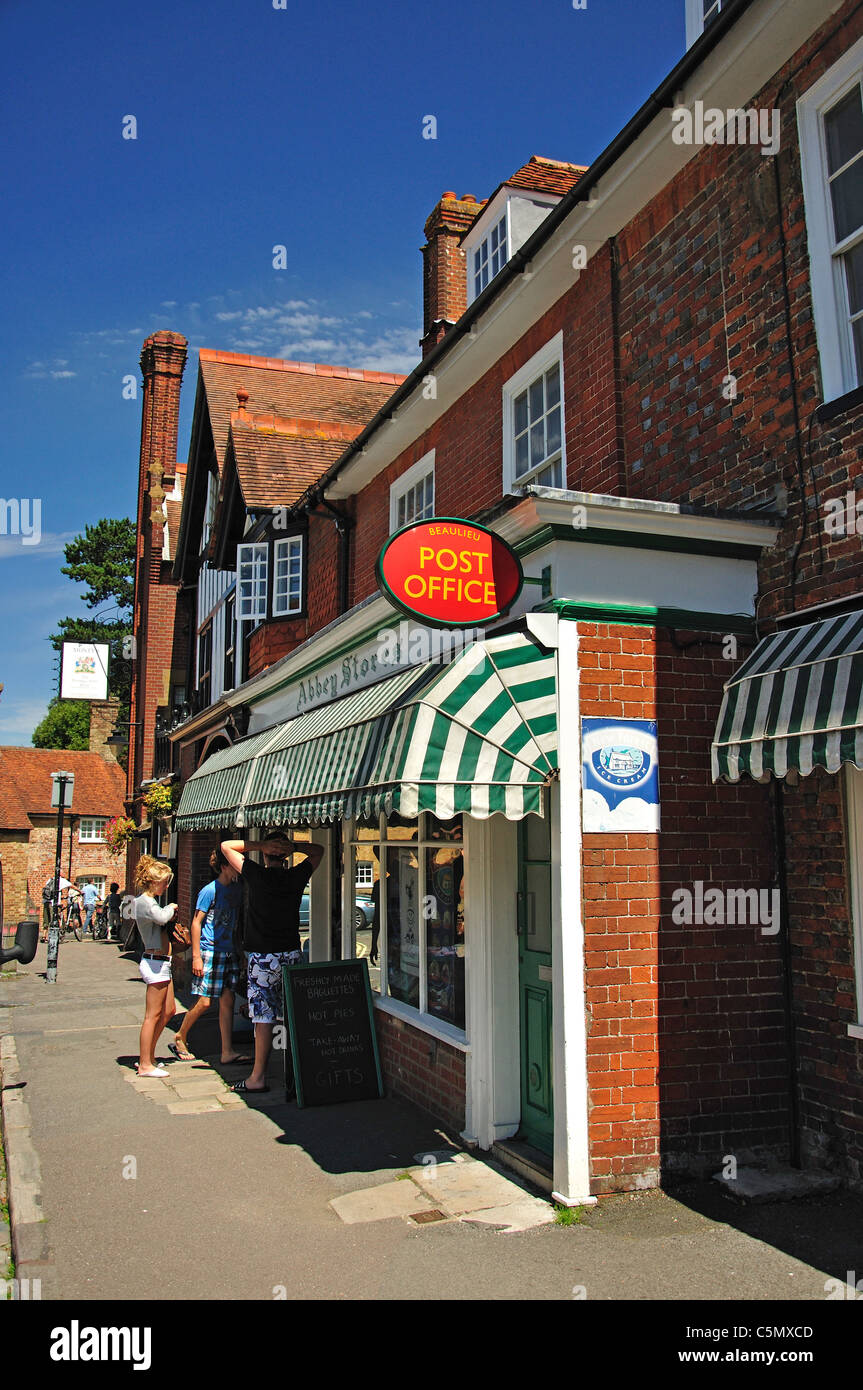 Post Office shop, High Street, Beaulieu, Hampshire, Inghilterra, Regno Unito Foto Stock