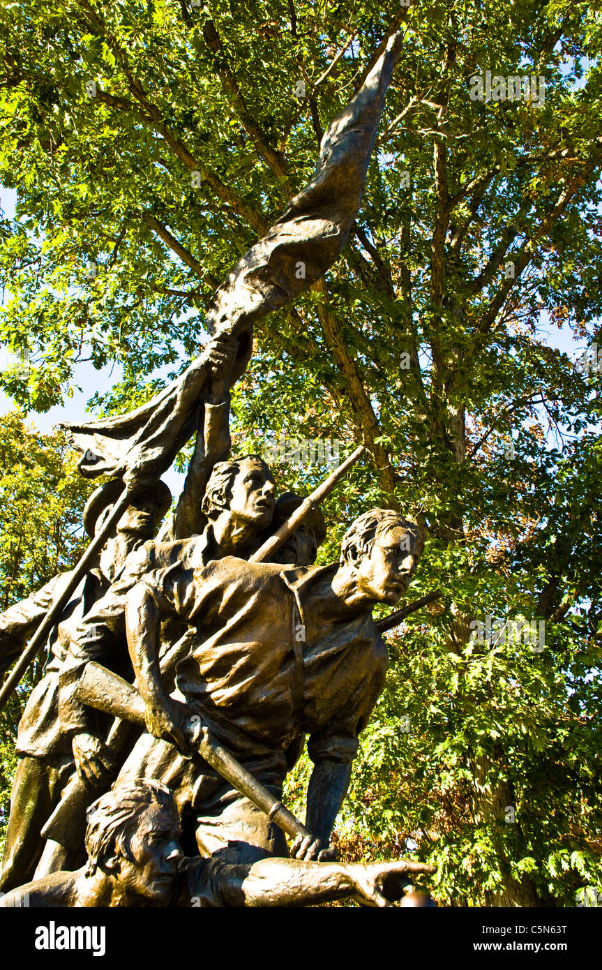 La Carolina del Nord monumento è un North Carolina memoriale della Guerra Civile americana commemora il 32 reggimenti di Carolina. Foto Stock