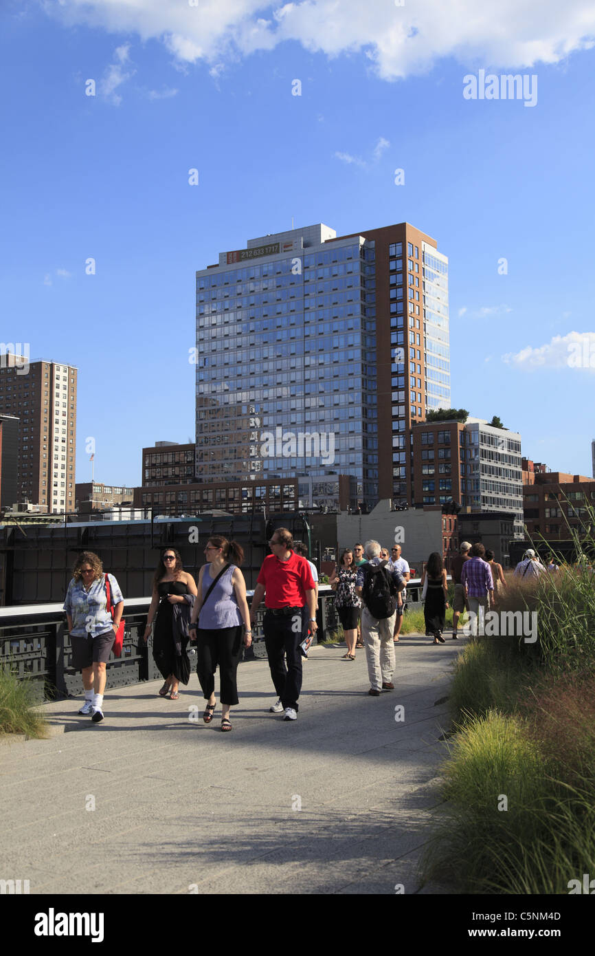 Highline, elevati parco pubblico sulla ex ferrovia, Manhattan, New York City, Stati Uniti d'America Foto Stock