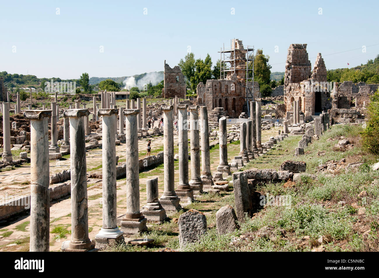 Perga, Perge greco, antica città di Pamphilia, Antalya Turchia, 1209 a.C., culto della 'Regina' Artemis, Una dea della natura puramente anatolica, Foto Stock