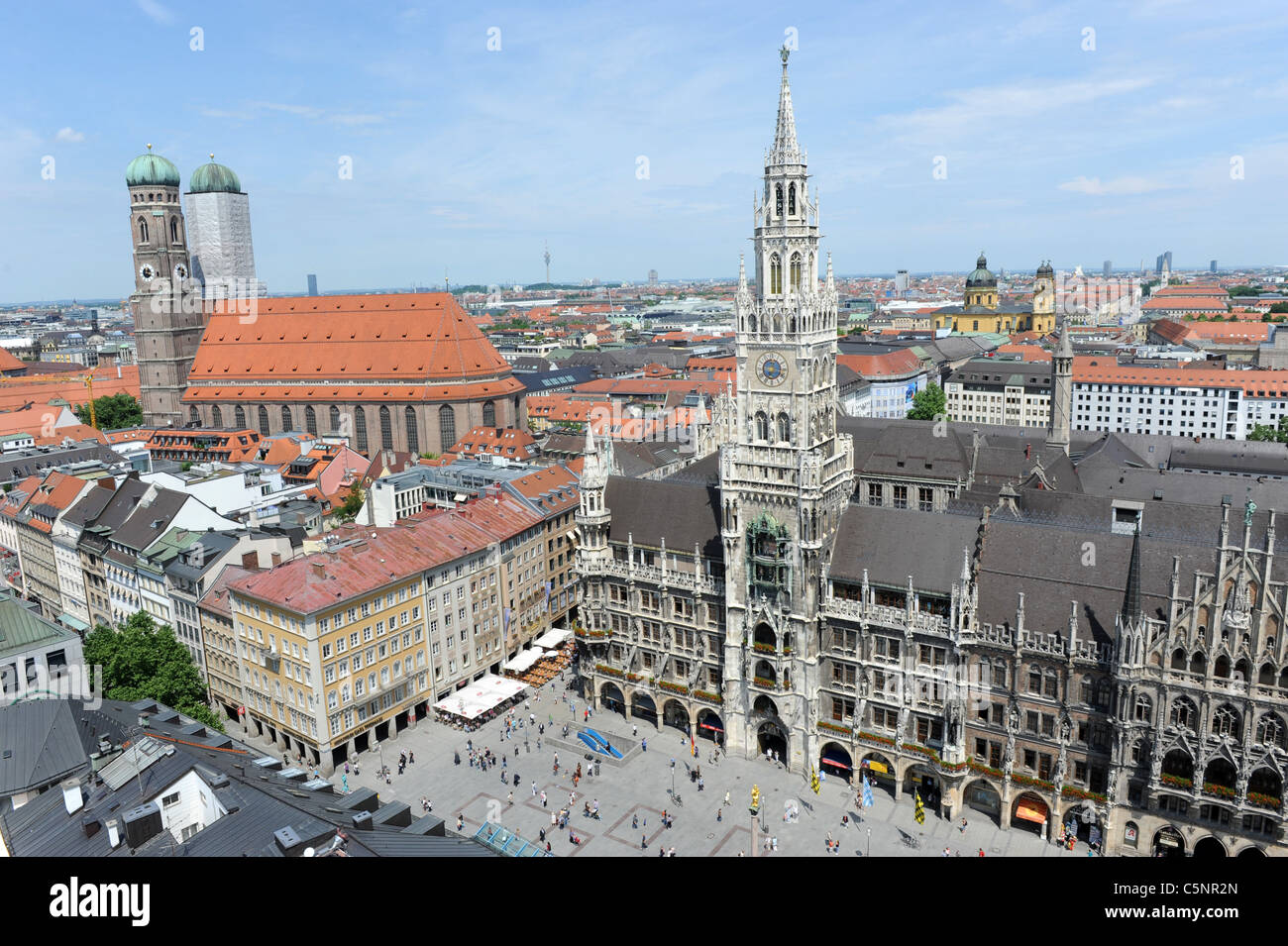 Il Rathaus Marienplatz di München Monaco di Baviera Baviera Germania Munchen Deutschland Foto Stock