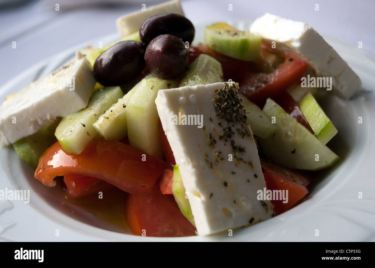 Tradizionale insalata greca, dettagli degli ingredienti. Foto Stock
