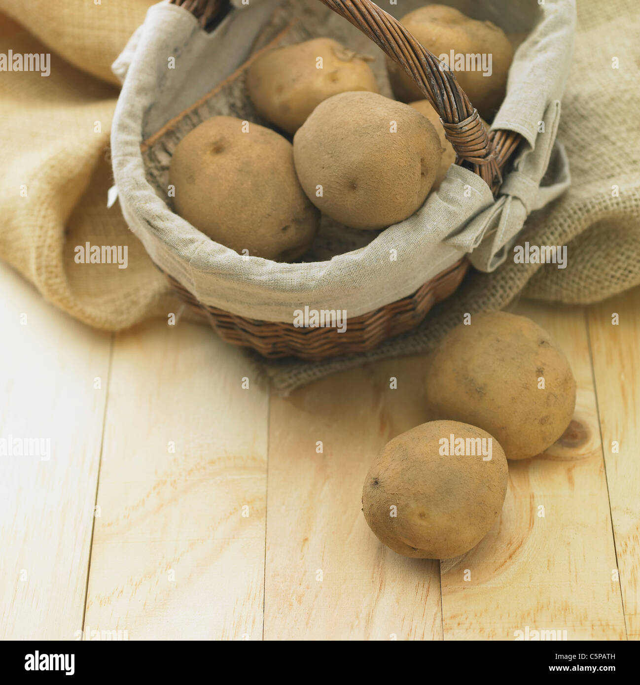 Patate con cesti Foto Stock