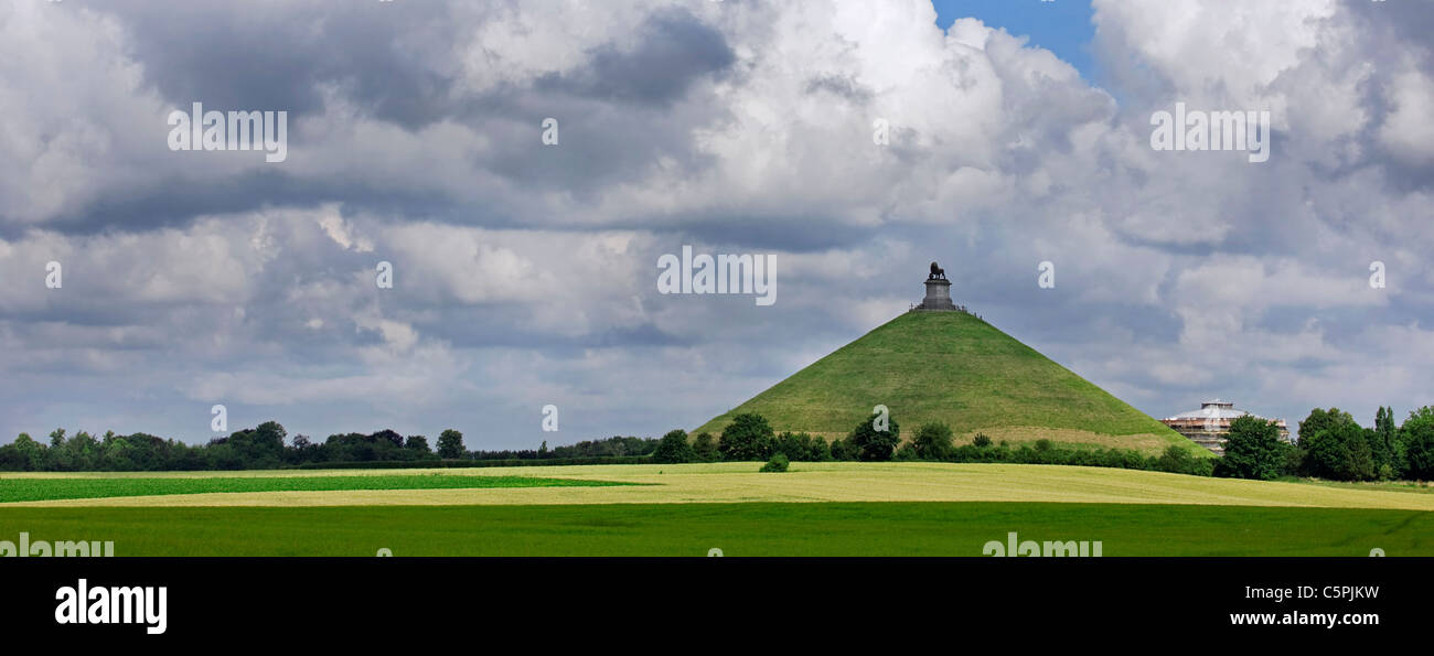 Il Lion Hill, che è il principale monumento commemorativo della Battaglia di Waterloo, Eigenbrakel, Belgio Foto Stock