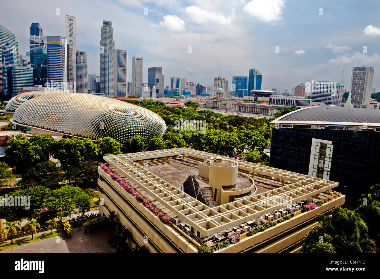 Skyline e Teatri Esplanade, Singapore Foto Stock