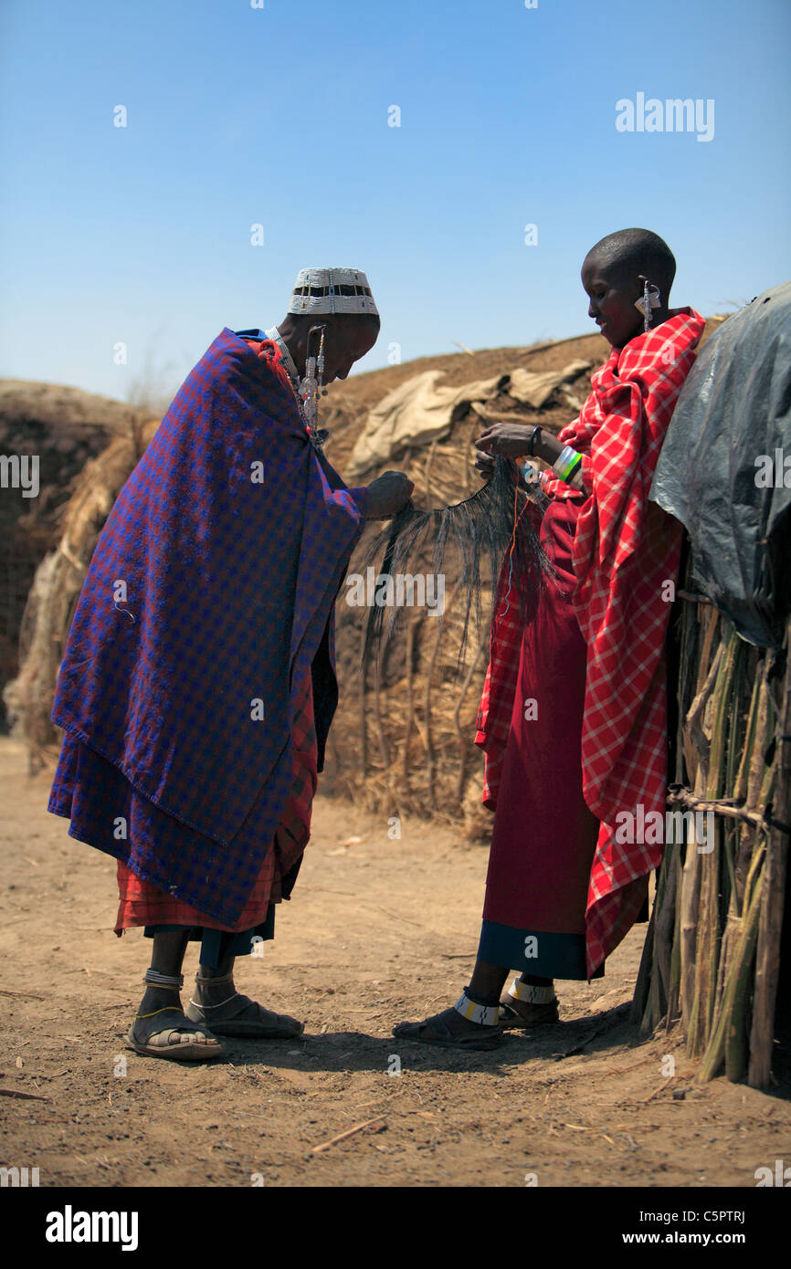 Popolo Maasai, villaggio Masai, Tanzania Foto Stock