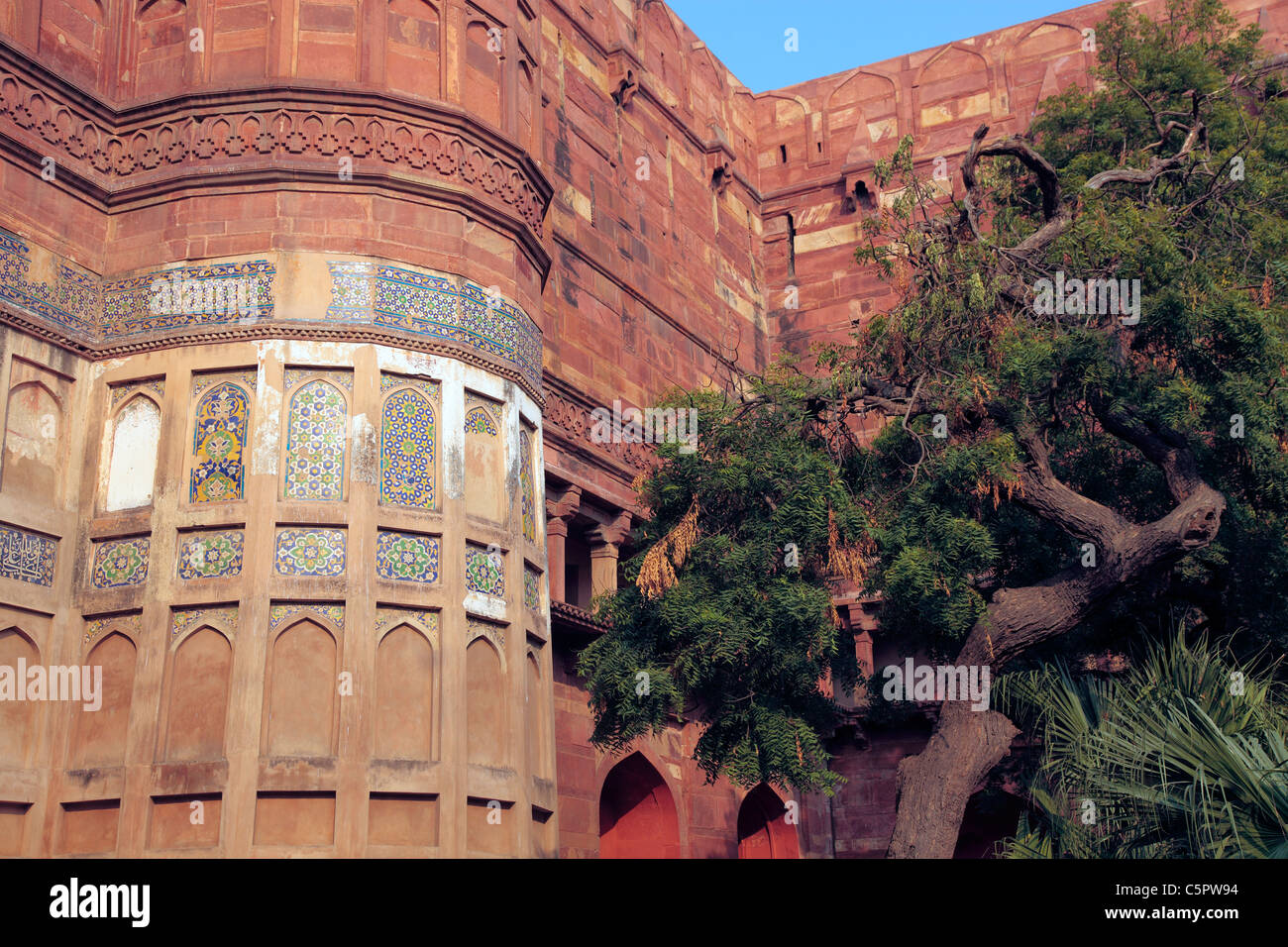 Red Fort, pareti (1565-1573), Agra, India Foto Stock