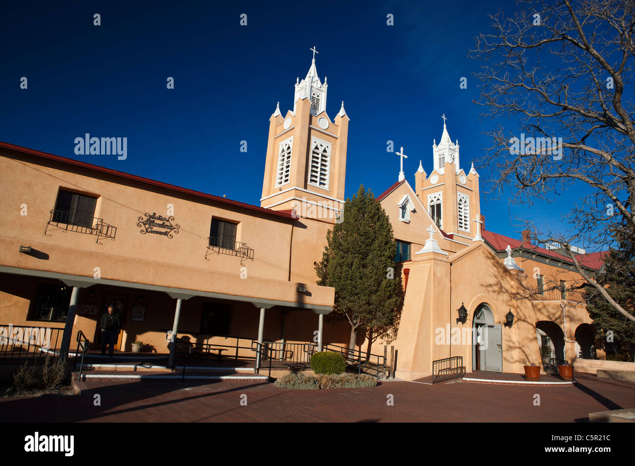 Esterno di San Felipe de Neri Chiesa di Albuquerque, Nuovo Messico, Stati Uniti d'America Foto Stock