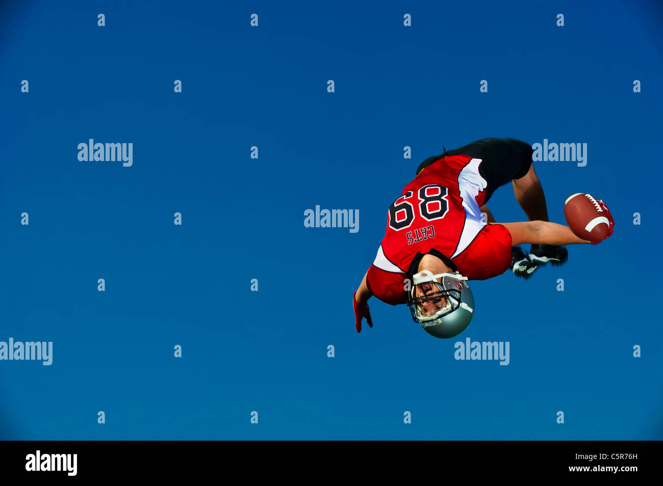 Giocatore di Football Americano celebra il touchdown Foto Stock