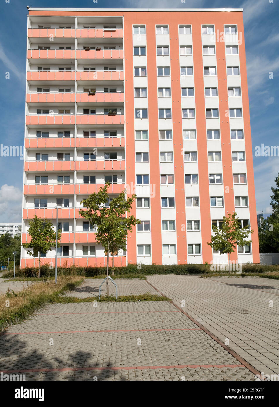 Plattenbau, pre-fabbricato edificio in calcestruzzo, alloggi sociali, residenziali, Jena, Turingia, Germania, Europa Foto Stock