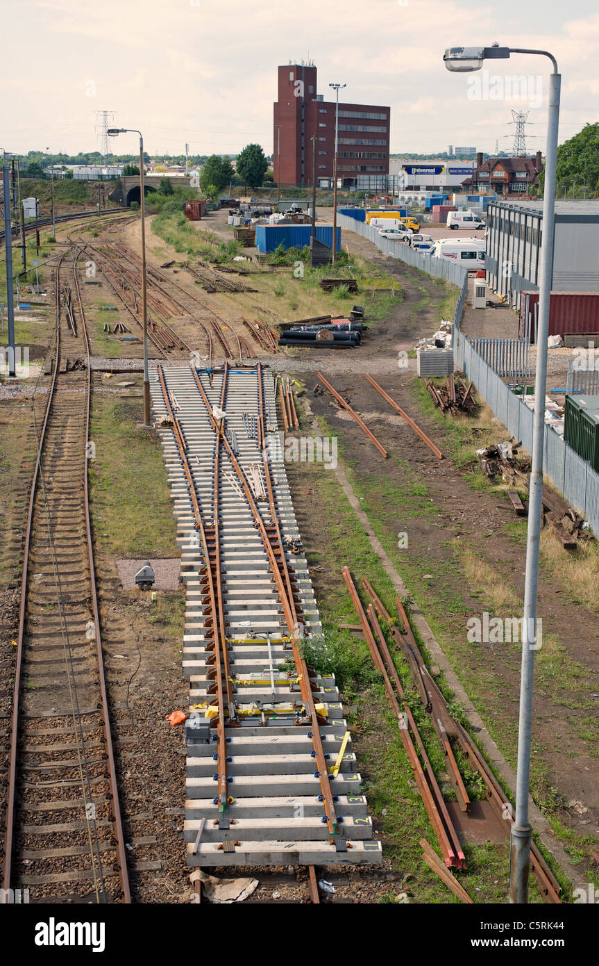 Un nuovo set di punti traccia in attesa di essere installati a Ipswich cantiere di smistamento Foto Stock