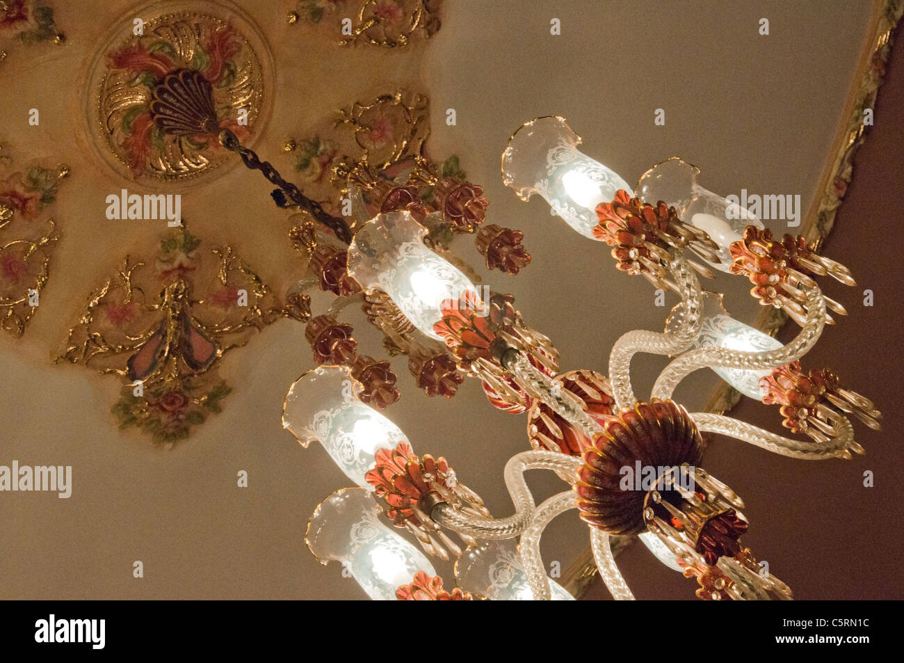 Lampadario, Grand Hotel de Londres, Istanbul, Turchia Foto Stock