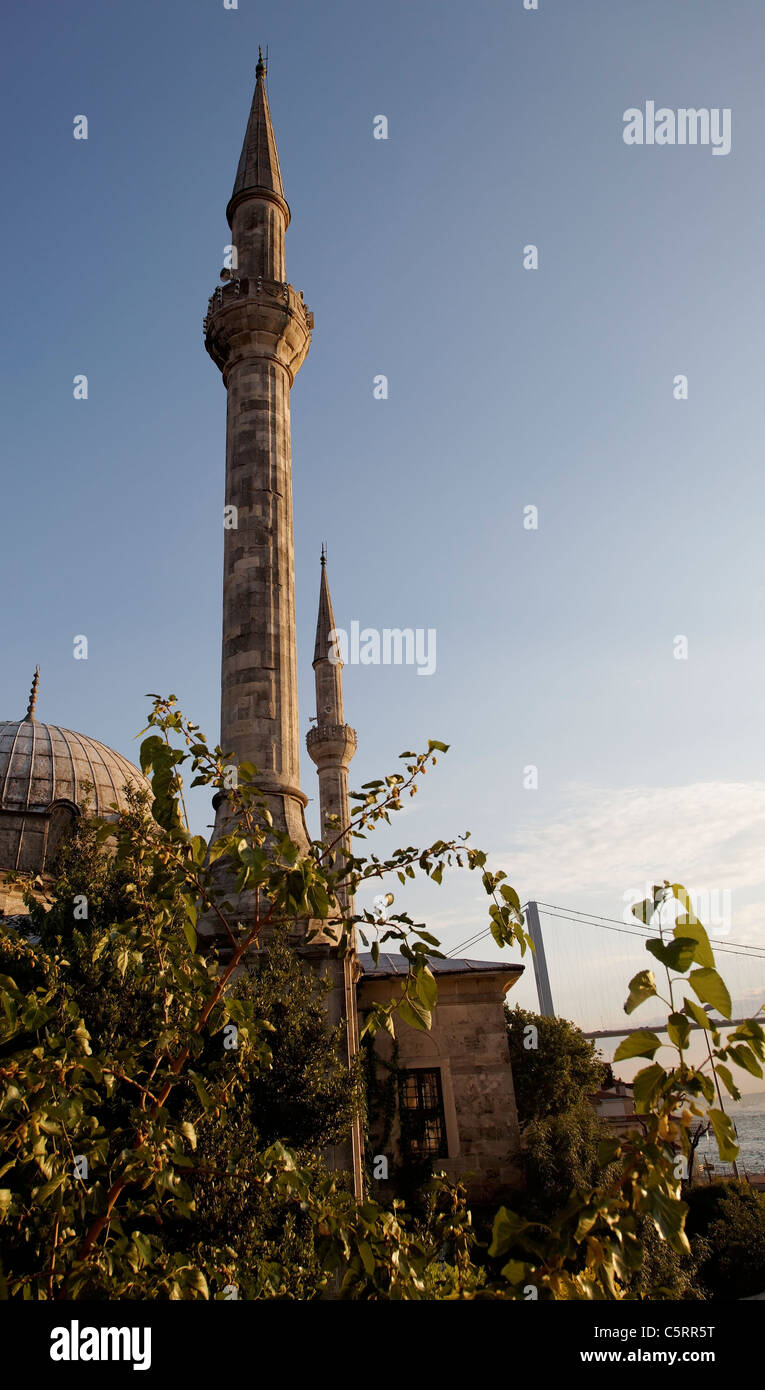 Hamid Vapur Cami moschea dal Bosforo banca di fiume Foto Stock