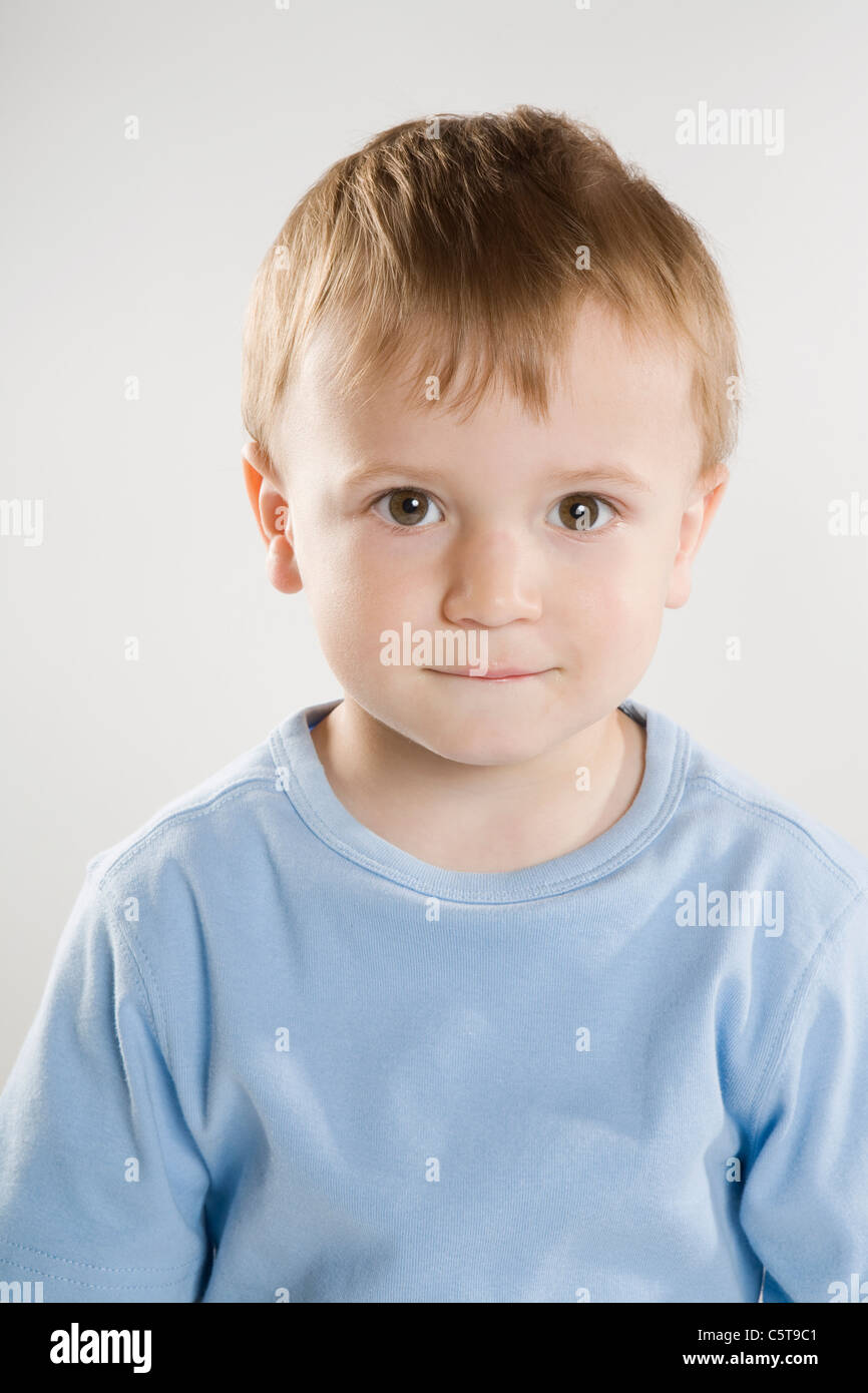 Ritratto di un ragazzo (2-3), close-up Foto Stock