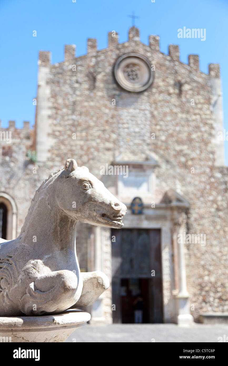 Chiesa di San Nicola in Piazza del Duomo a Taormina Sicilia Italia Foto Stock