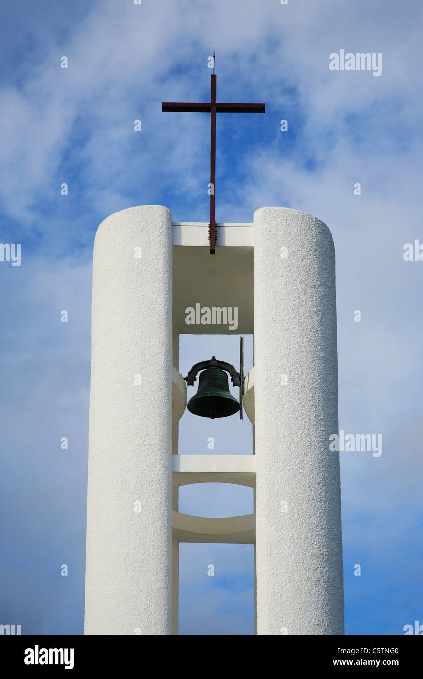 Stella del mare campanile di una chiesa con campanile e croce di Inishowen, Donegal Foto Stock