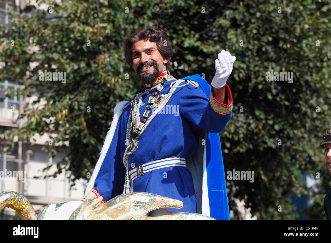 In Germania, in Baviera, Baviera, Monaco di Baviera attore come Re Ludwig II a Oktoberfest processione Foto Stock
