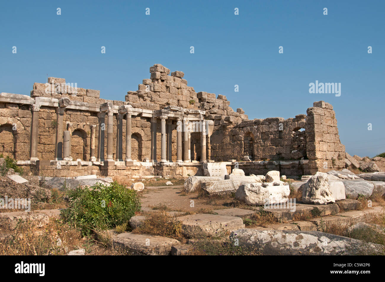 Side Turchia rovine Romane Agora archeologia della città Foto Stock