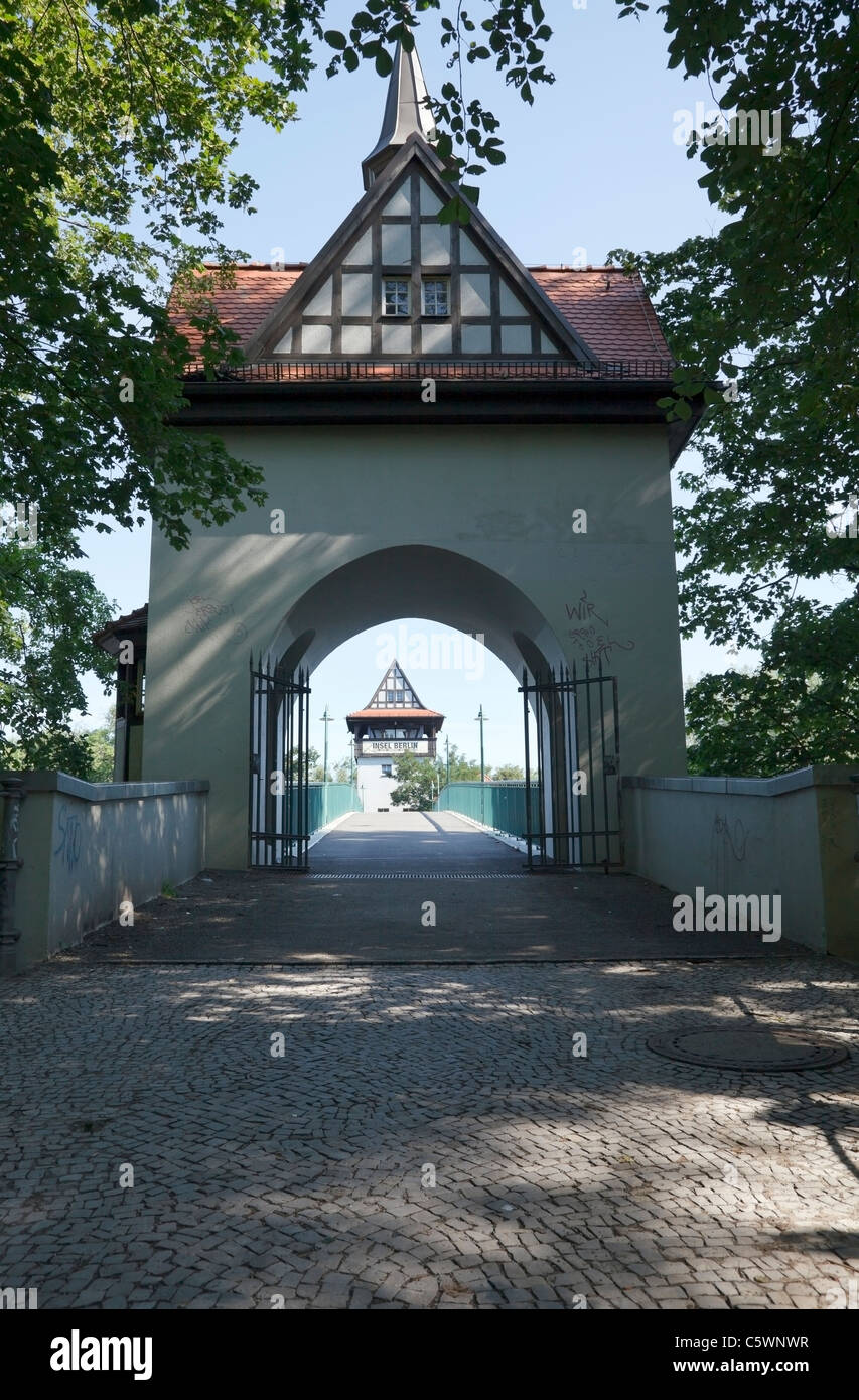 Abteibrücke, Insel der Jugend, Berlino, Germania Foto Stock