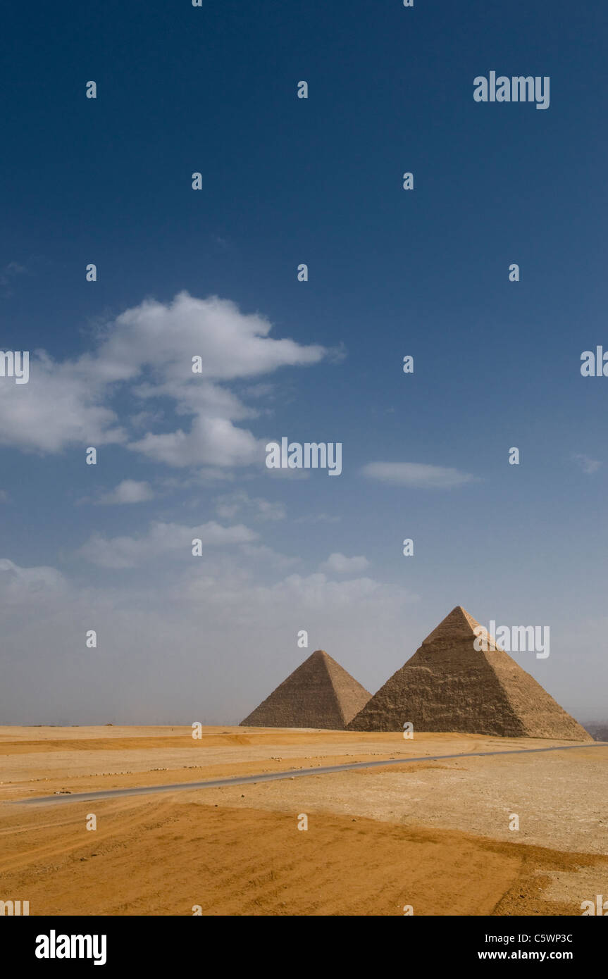 Piramidi di Giza Egitto Grande Piramide di Giza e la piramide di Khafre. Foto Stock