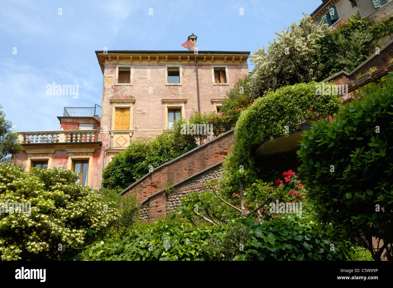Una villa di Scalone Castel San Pietro a Verona Foto Stock