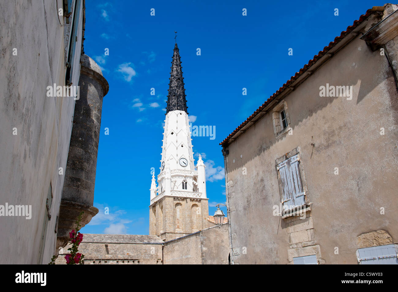 La chiesa Saint Etienne, torre campanaria, Ars en Re, Ile de Re, Francia Foto Stock