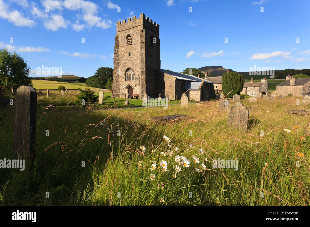 St Oswalds Chiesa di Horton in Ribblesdale, Yorkshire Foto Stock