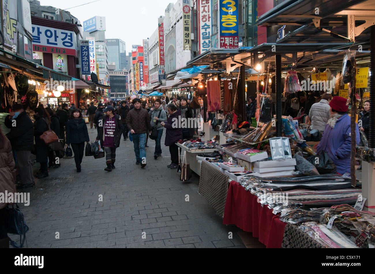 Mercato nel centro di Seul Foto Stock