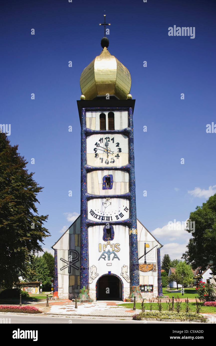 Austria, Steiermark, Bà¤rnbach, chiesa Hundertwasser Foto Stock