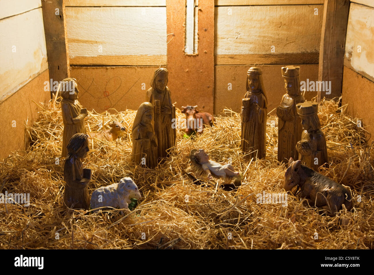 Il Natale di scena a Stoke St Gregory chiesa Foto Stock
