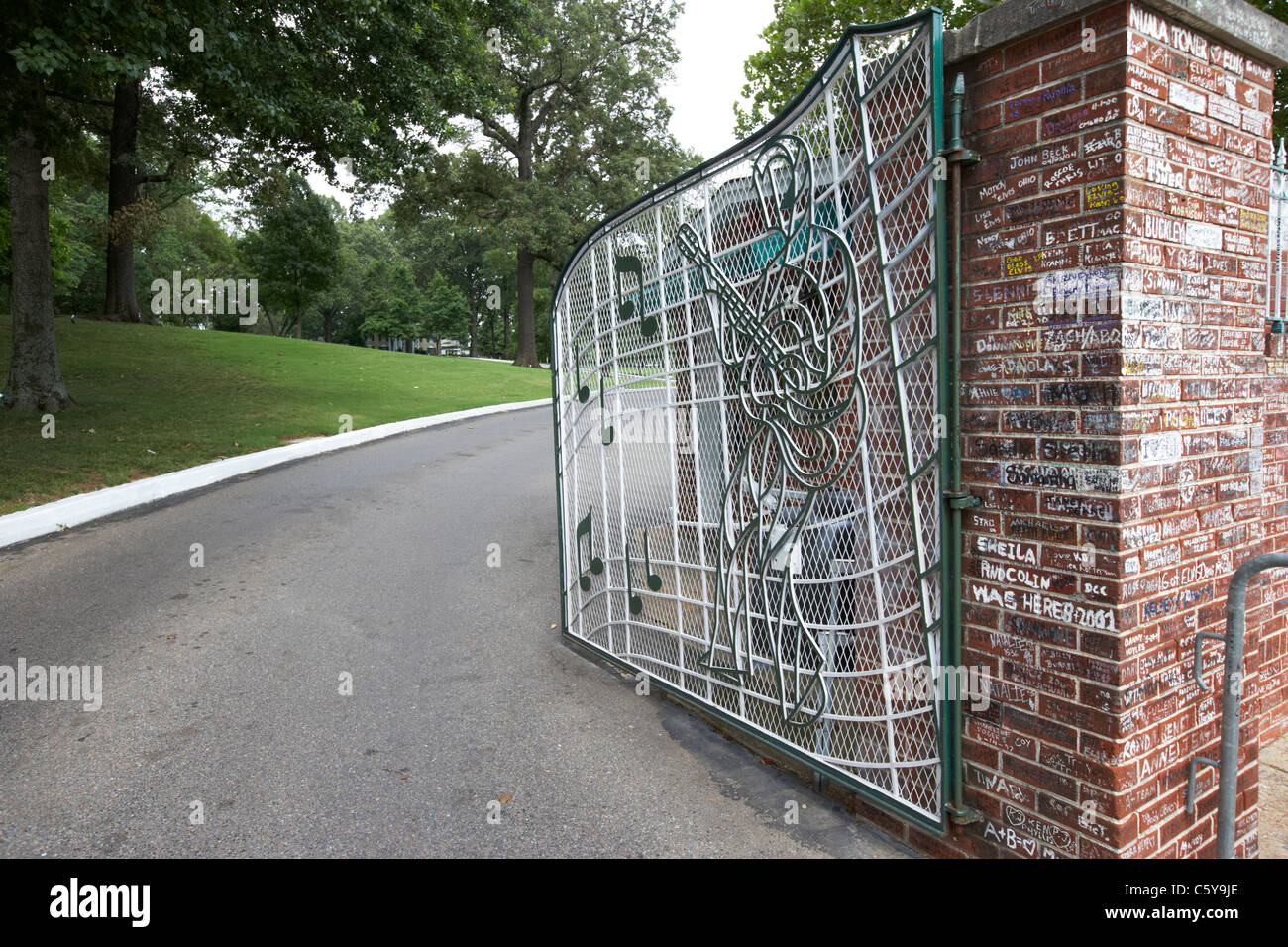 E Cancello Carraio di graceland elvis presleys casa signorile in Memphis, Tennessee, Stati Uniti d'America Foto Stock