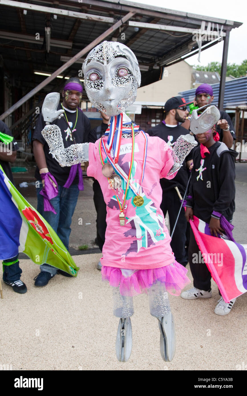 Hackney un carnevale 2011 - minuti prima che il caso è stato a causa di kick off è stato annullato a causa del Tottenham sommosse Foto Stock