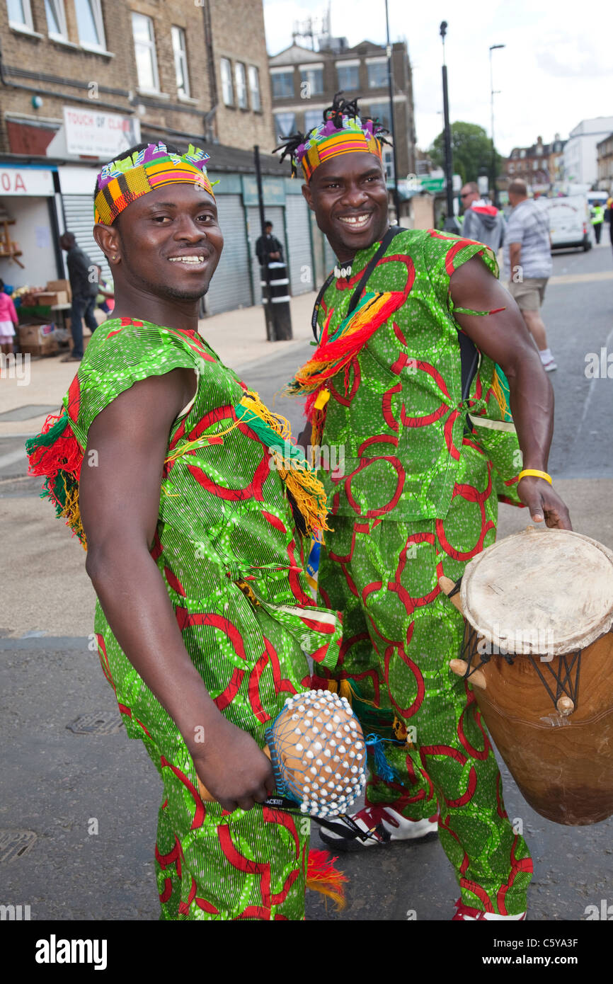 Hackney un carnevale 2011 - minuti prima che il caso è stato a causa di kick off è stato annullato a causa del Tottenham sommosse Foto Stock