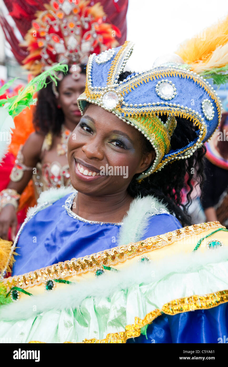 Hackney un carnevale 2011 - minuti prima che il caso è stato a causa di kick off è stato annullato a causa del Tottenham sommosse Foto Stock